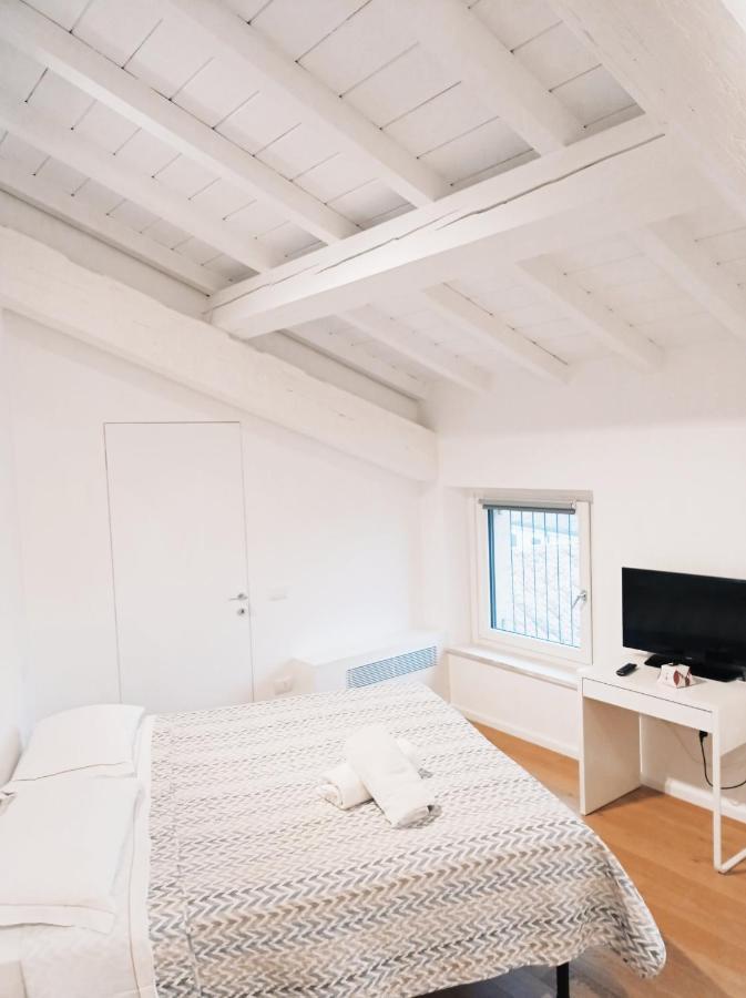 Residenze Mazzini Aparthotel Мантова Екстериор снимка